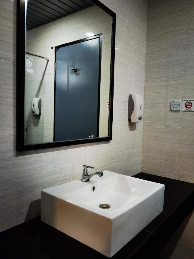 3-plus Hotel