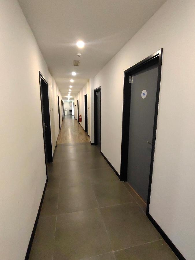 Hotel 3-plus 2*